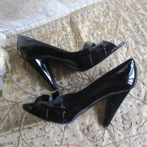 NINE WEST BLACK PATENT DOUBLE BAND PEEP-TOE HEELS – 7M - Picture 4 of 15